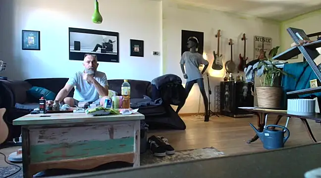 Kingsscepter online show from March 2, 10:58 am