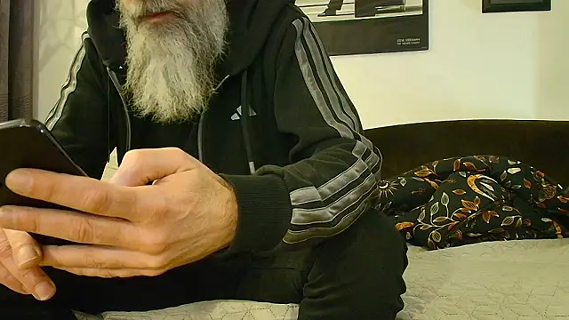 Kingsscepter online show from February 5, 5:09 pm