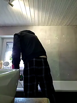 Kingsscepter online show from April 4, 9:50 am