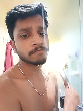 skinnyyyyyyyyy online show from December 21, 10:56 am