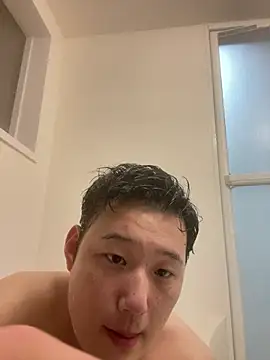 Snapshot of tuki_fu chatting on March 2, 10:37 am tuki fu online show from March 2, 10:37 am