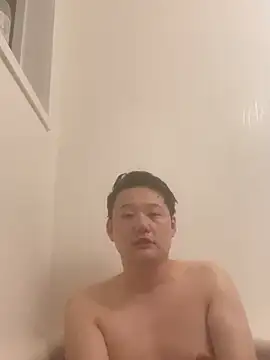 Snapshot of tuki_fu chatting on March 16, 9:38 am tuki fu online show from March 16, 9:38 am