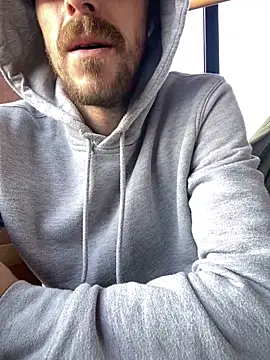 dann1111 online show from November 8, 2:31 pm