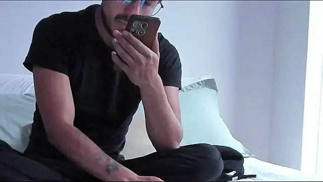 pablo-rincon95 online show from March 19, 10:53 pm