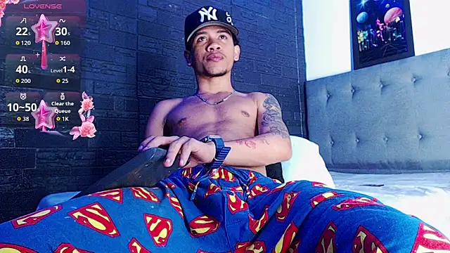 Romancartier 1 online show from April 18, 6:48 am