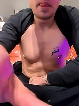 Amirkhai online show from February 21, 5:47 pm