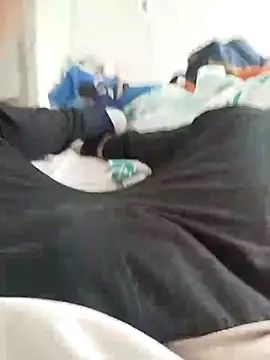 xxierra online show from February 25, 2:22 pm