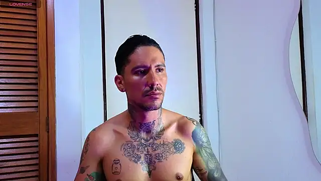 Dylanstonne online show from November 20, 9:13 pm