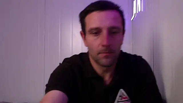 serjdj90 online show from October 3, 11:04 am