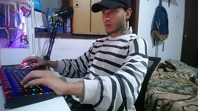 esjrobles online show from February 9, 4:25 am