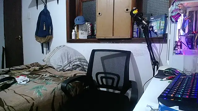 esjrobles online show from March 8, 8:29 am