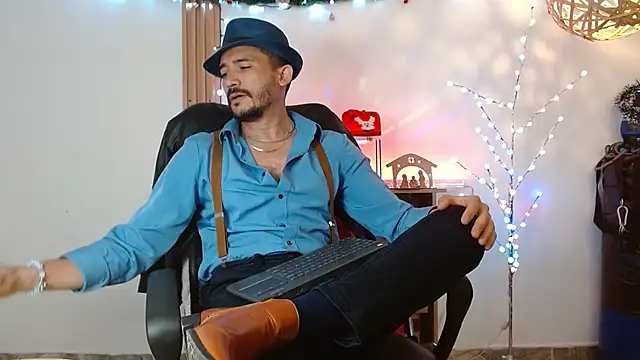 Reiko 85  online show from December 18, 3:19 pm