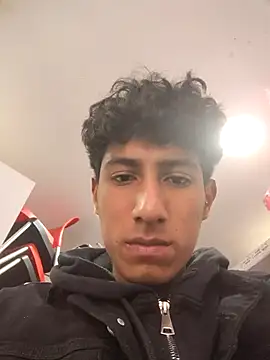 alexander32r online show from December 4, 4:14 pm