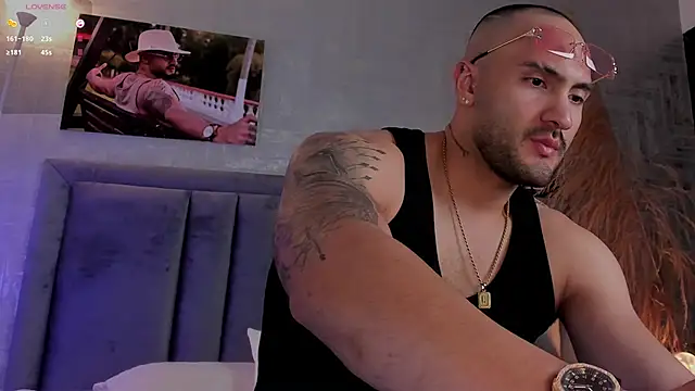 JeanColleman online show from October 2, 4:05 am