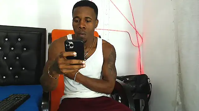 Damian hart 24CM online show from November 13, 11:26 am