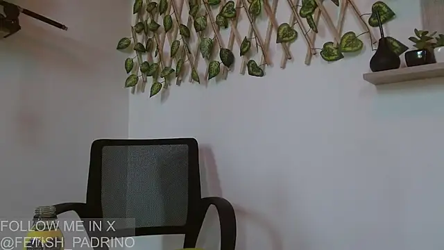 fetish padrino online show from March 18, 8:37 pm