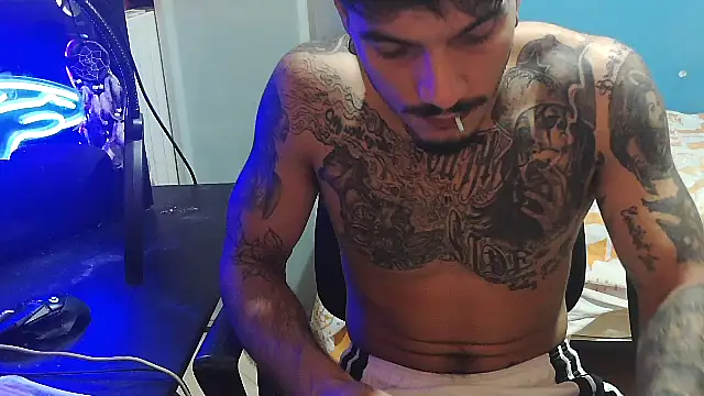 Badboyi1997 online show from September 30, 10:35 pm