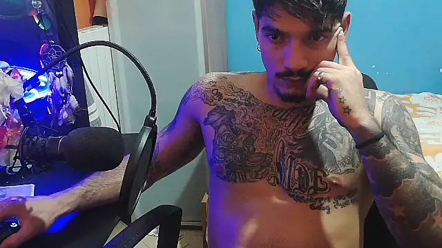 Badboyi1997 online show from October 5, 11:09 pm