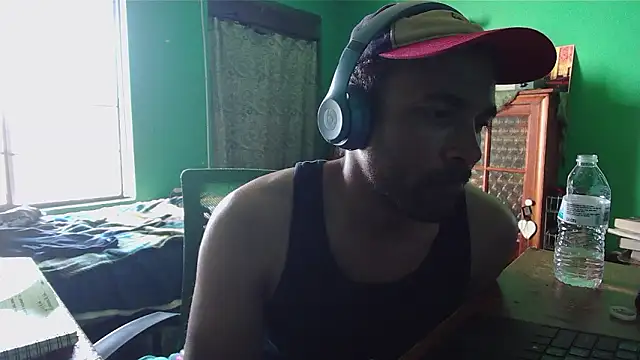        the online show from March 1, 10:09 pm