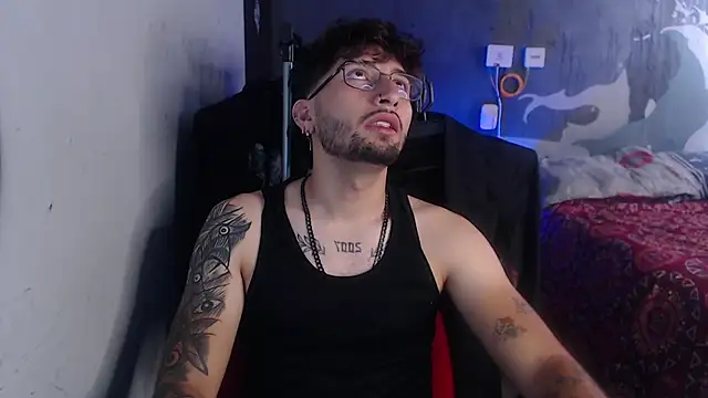 Dereck Dickson online show from October 18, 4:34 pm