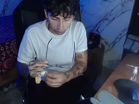 Dereck Dickson online show from March 3, 11:11 pm