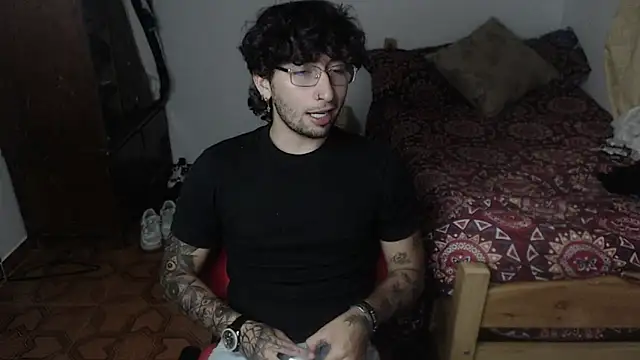 Dereck Dickson online show from September 20, 2:33 am