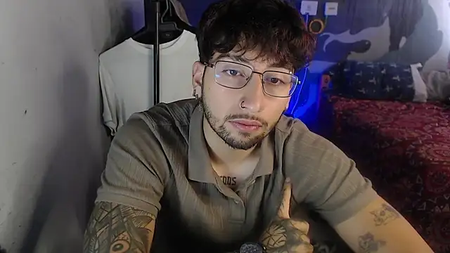 Dereck Dickson online show from November 9, 4:00 pm