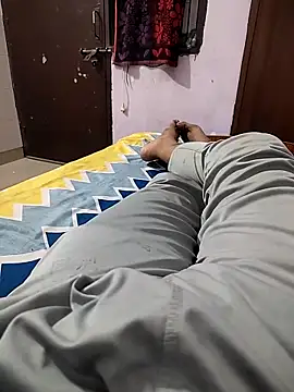 Snapshot of delhiboyooo chatting on October 3, 3:39 pm delhiboyooo online show from October 3, 3:39 pm