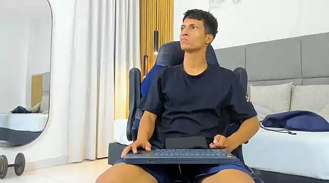 wolf james123 online show from February 1, 2:05 am