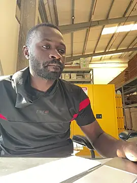 Blakishie online show from December 8, 8:20 am