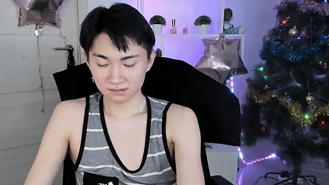 Miram Yu online show from December 18, 5:26 am