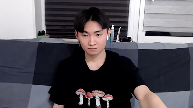 Miram Yu online show from January 11, 5:29 pm