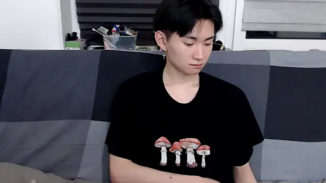 Miram Yu online show from January 17, 9:10 pm