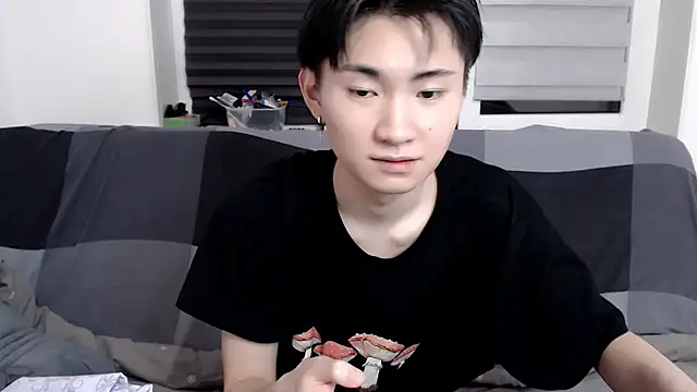 Miram Yu online show from January 18, 10:39 pm