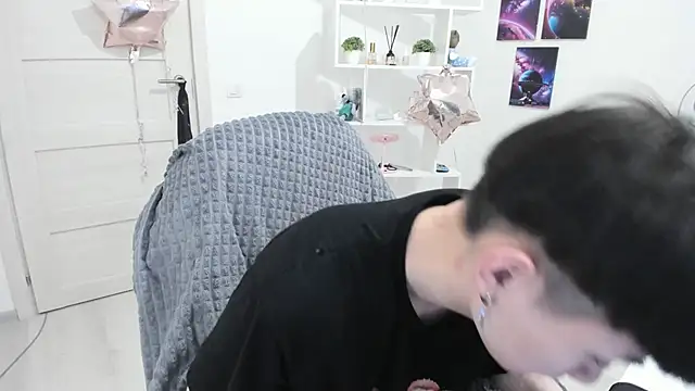 Miram Yu online show from February 18, 4:37 am