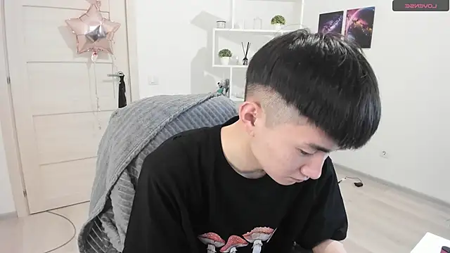 Miram Yu online show from March 14, 4:10 am