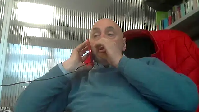 Snapshot of pantomax chatting on December 31, 9:42 am pantomax online show from December 31, 9:42 am