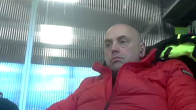 Snapshot of pantomax chatting on February 24, 10:37 am pantomax online show from February 24, 10:37 am