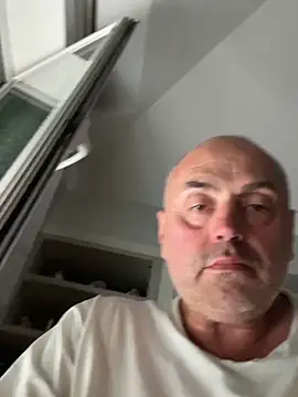 Snapshot of pantomax chatting on September 22, 4:06 pm pantomax online show from September 22, 4:06 pm