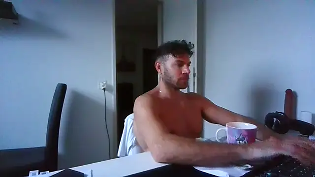 alpha-hunk online show from April 11, 5:49 pm