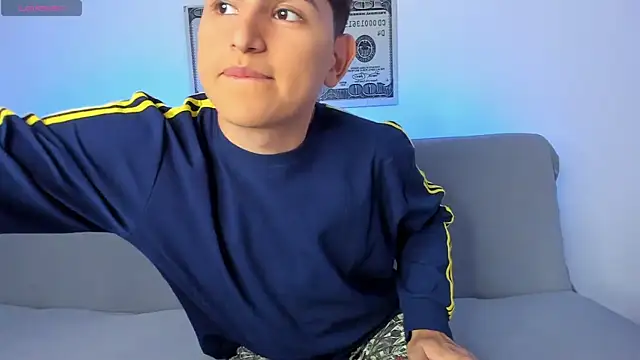 Lyam ap online show from March 27, 4:05 am