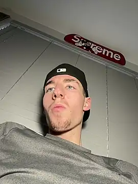 MikesWood21 online show from January 29, 3:15 pm