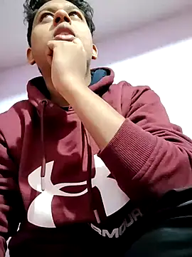 Snapshot of sailord chatting on December 12, 8:25 am sailord online show from December 12, 8:25 am