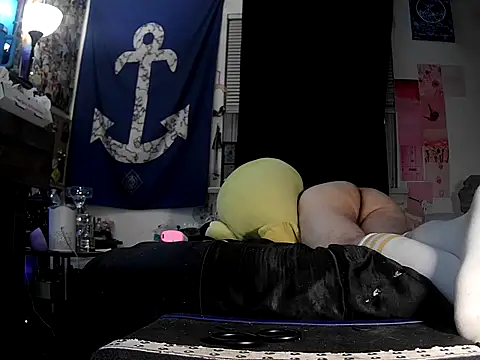 ATwinkie online show from February 4, 7:47 am