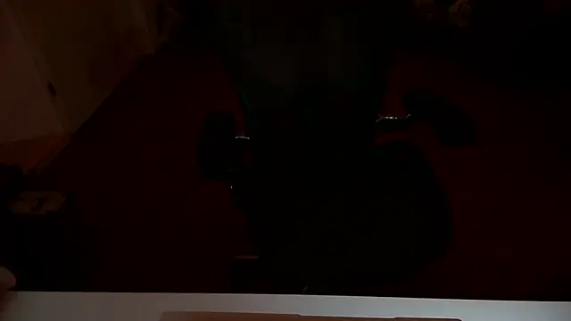 taallguyy 196 online show from November 14, 6:20 pm