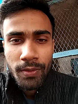 Snapshot of Skinny_Bigass_23 chatting on December 7, 8:11 am Skinny Bigass 23 online show from December 7, 8:11 am