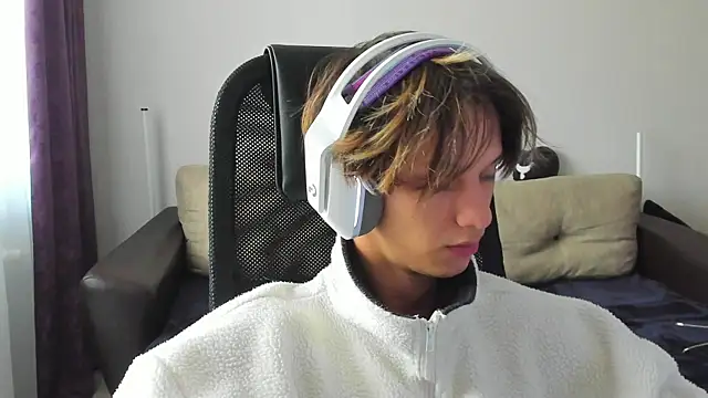 Ostin meow online show from September 24, 8:13 am