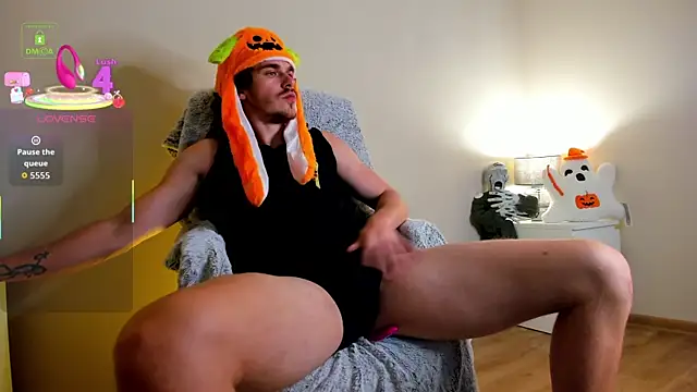 Perry Knight online show from October 18, 11:26 am