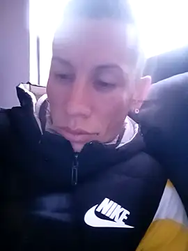 FlacoDani online show from April 20, 1:46 pm