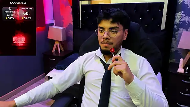 Tommidubois online show from December 11, 8:27 pm